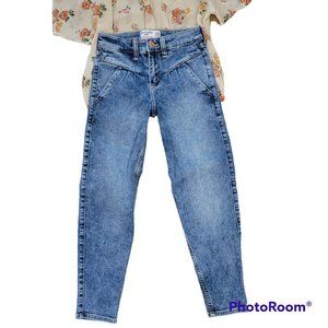 Abercrombie KIDS - High-Rise Mini Mom jeans Size slim 9/10.